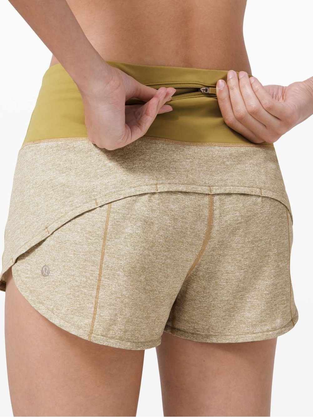 NWOT Lululemon Speed Up Short High-Rise 2.5"